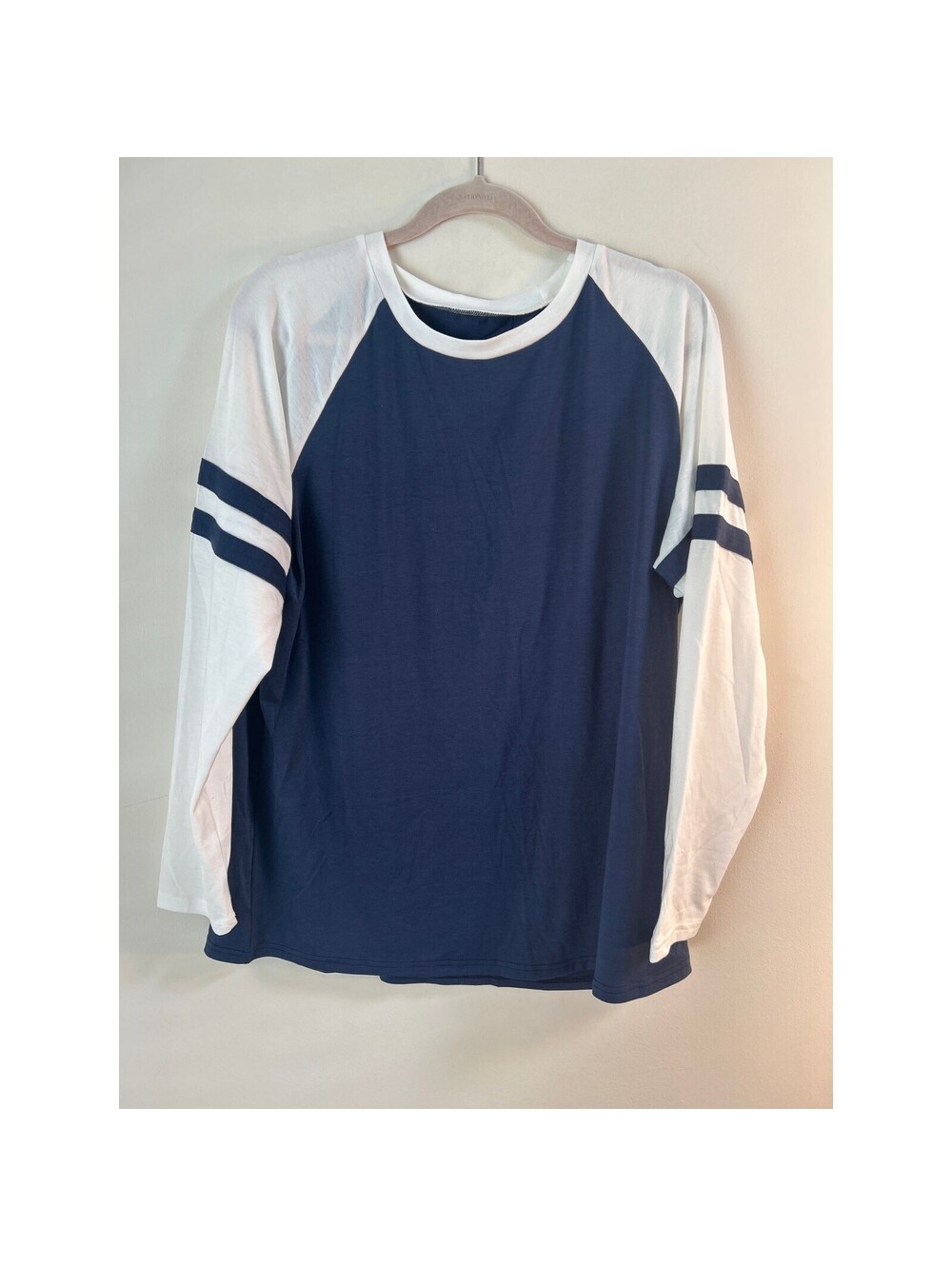Women's 1X Navy Blue White Varsity Stripe Raglan Long Sleeve Top Stretch